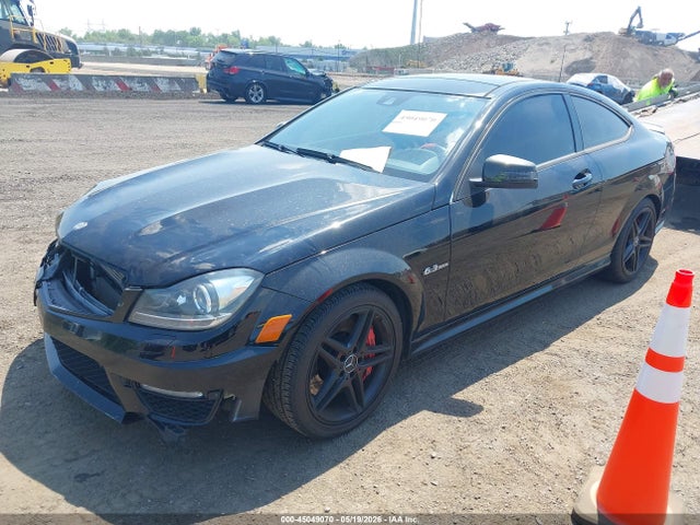 45049070 :رقم المزاد ، WDDGJ7HB9CF868256 vin ، 2012 Mercedes-benz C 63 Amg مزاد بيع