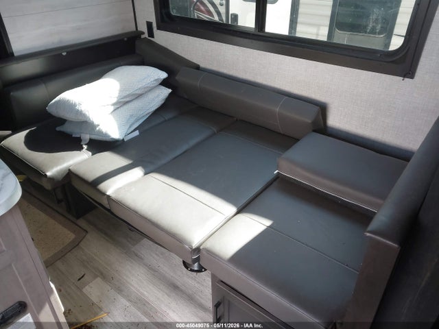Продажа на аукционе авто 2022 Jayco Slx, vin: 1UJBJ0BN3N17R0894, номер лота: 45049075