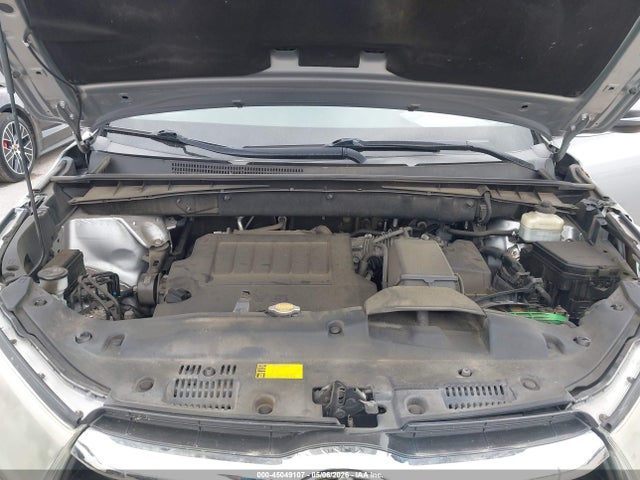2015 Toyota Highlander Xle V6 მანქანა იყიდება აუქციონზე, vin: 5TDJKRFH1FS174858, აუქციონის ნომერი: 45049107