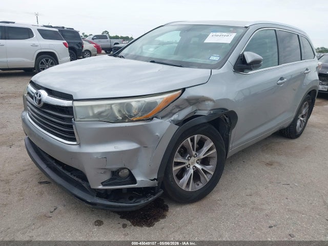 2015 Toyota Highlander Xle V6 მანქანა იყიდება აუქციონზე, vin: 5TDJKRFH1FS174858, აუქციონის ნომერი: 45049107