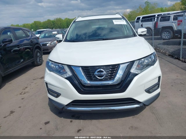 45049118 :رقم المزاد ، 5N1AT2MV4HC750990 vin ، 2017 Nissan Rogue Sv مزاد بيع