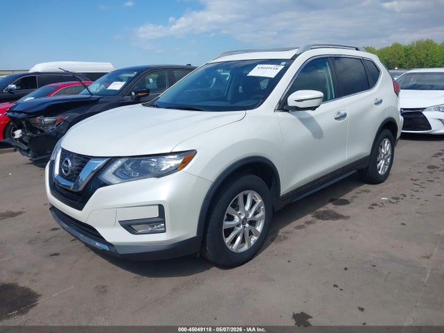 45049118 :رقم المزاد ، 5N1AT2MV4HC750990 vin ، 2017 Nissan Rogue Sv مزاد بيع