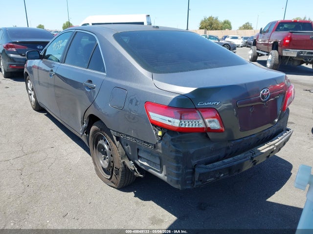 2011 Toyota Camry Le მანქანა იყიდება აუქციონზე, vin: 4T1BF3EK5BU213021, აუქციონის ნომერი: 45049133