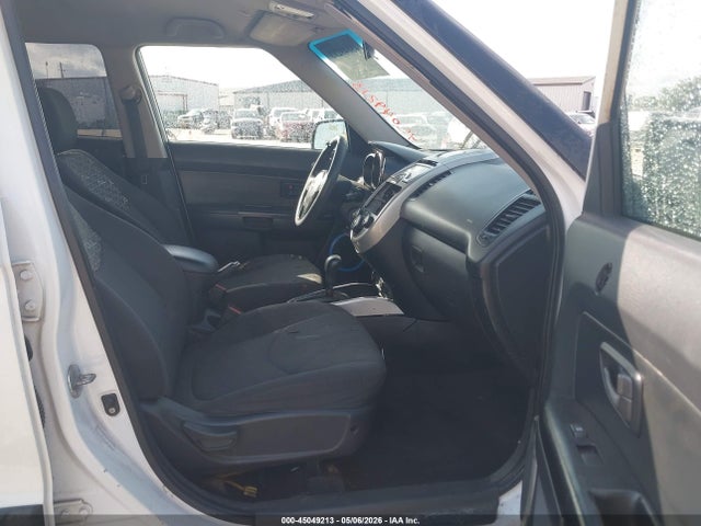 2010 Kia Soul + მანქანა იყიდება აუქციონზე, vin: KNDJT2A22A7165600, აუქციონის ნომერი: 45049213