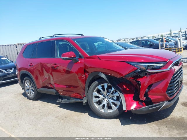 2026 Toyota Grand Highlander Limited მანქანა იყიდება აუქციონზე, vin: 5TDAAAA59TS044131, აუქციონის ნომერი: 45049240