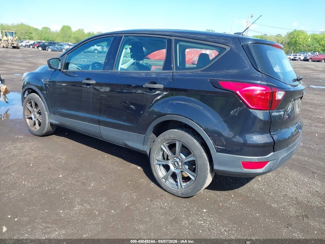 Продаж на аукціоні авто 2019 Ford Escape S, vin: 1FMCU0F74KUB30683, номер лоту: 45049244