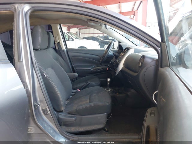 3N1CN7AP4JL848716 Nissan Versa 1.6 Sv
