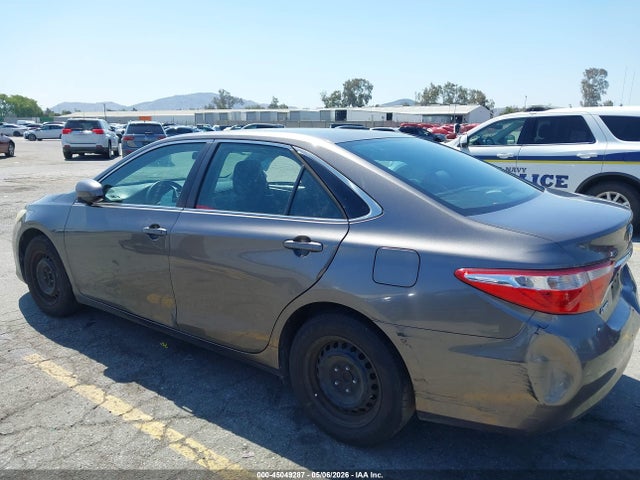 Aukcja sprzedaży 2015 Toyota Camry Le, vin: 4T4BF1FK7FR470454, numer aukcji: 45049287
