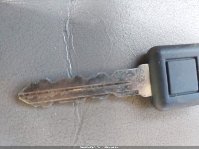 45049307 :رقم المزاد ، 1GHDX13E33D296066 vin ، 2003 Oldsmobile Silhouette Premiere مزاد بيع