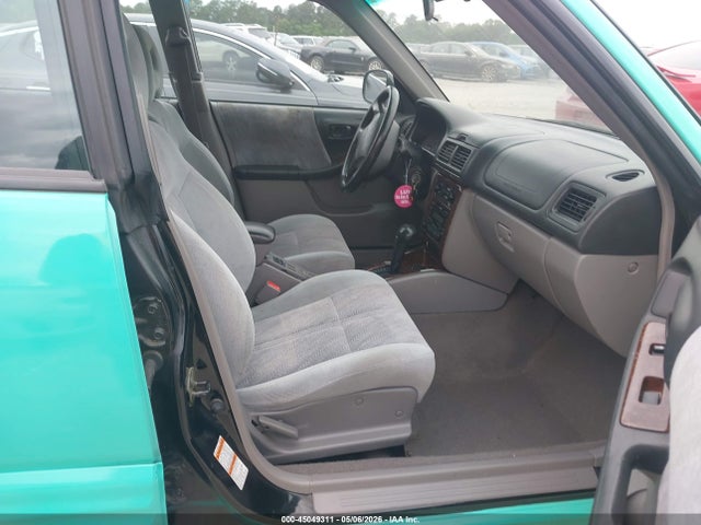 45049311 :رقم المزاد ، JF1SF65672H738184 vin ، 2002 Subaru Forester S مزاد بيع