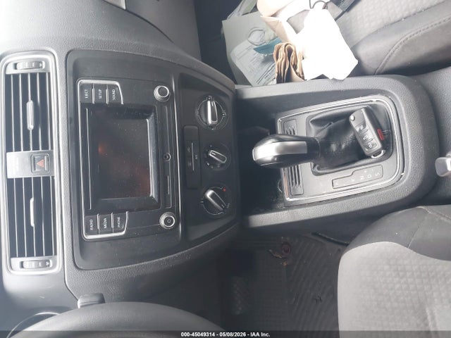 Aukcja sprzedaży 2017 Volkswagen Jetta 1.4t S, vin: 3VW2B7AJ7HM396159, numer aukcji: 45049314
