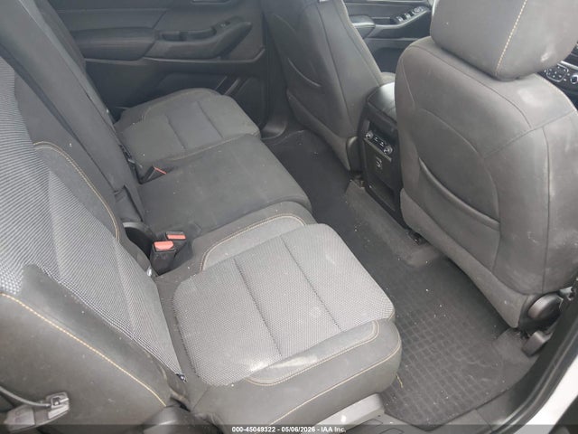 Chevrolet Traverse Ls 2019 1GNERFKW5KJ294841 Image 8