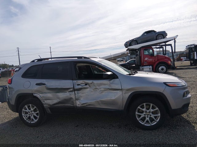 1C4PJMAB0GW175990 Jeep Cherokee Sport