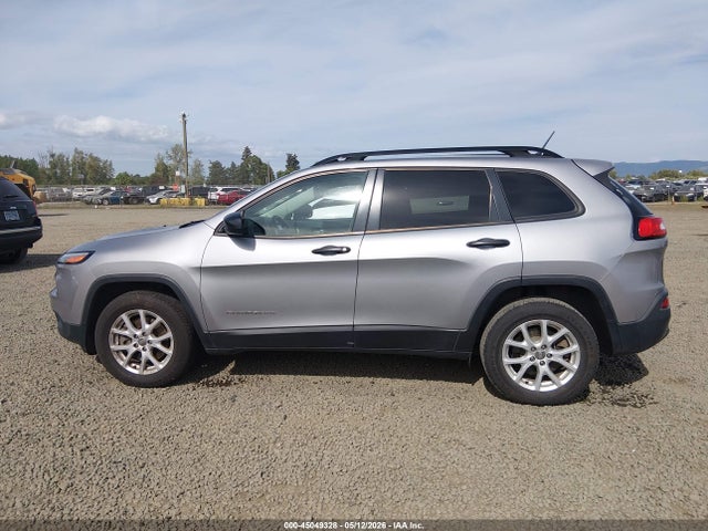 1C4PJMAB0GW175990 Jeep Cherokee Sport