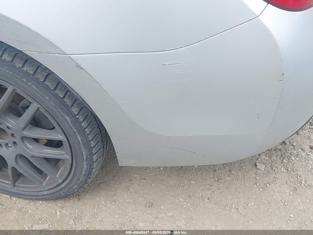 2015 Toyota Corolla S Plus მანქანა იყიდება აუქციონზე, vin: 5YFBURHE4FP261972, აუქციონის ნომერი: 45049347
