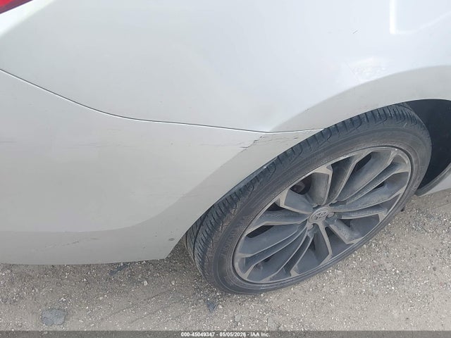 2015 Toyota Corolla S Plus მანქანა იყიდება აუქციონზე, vin: 5YFBURHE4FP261972, აუქციონის ნომერი: 45049347