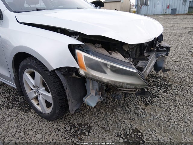 2012 Volkswagen Jetta 2.0l S მანქანა იყიდება აუქციონზე, vin: 3VW2K7AJ8CM380030, აუქციონის ნომერი: 45049376