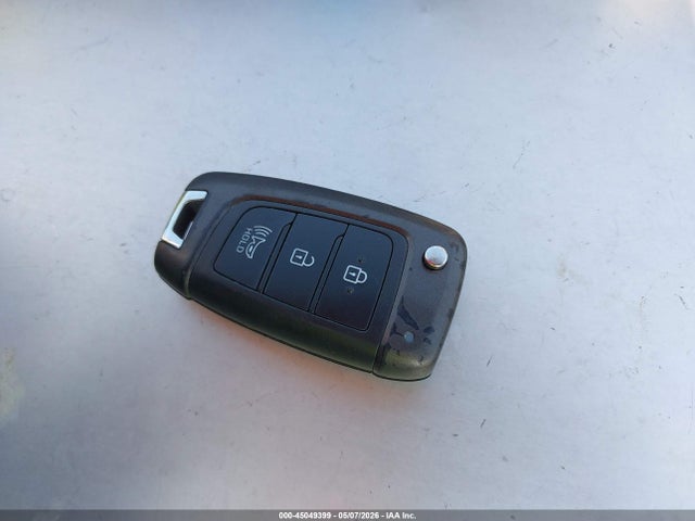 45049399 :رقم المزاد ، 5NMS23AD9LH226144 vin ، 2020 Hyundai Santa Fe Se مزاد بيع