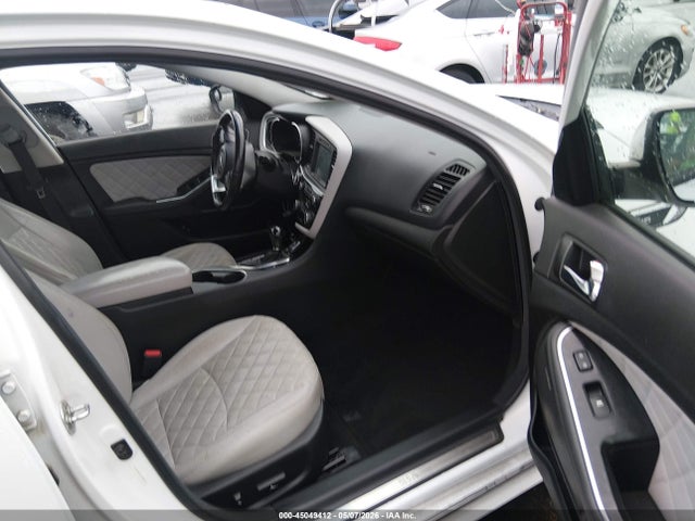 45049412 :رقم المزاد ، 5XXGR4A63FG439277 vin ، 2015 Kia Optima Sxl Turbo مزاد بيع