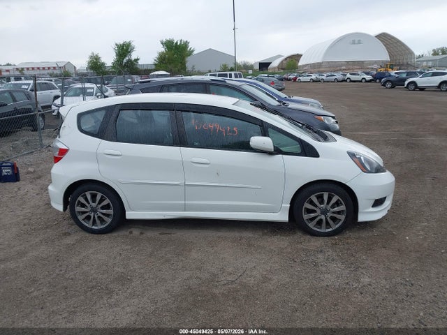 Продаж на аукціоні авто 2013 Honda Fit Sport, vin: JHMGE8H55DC021833, номер лоту: 45049425