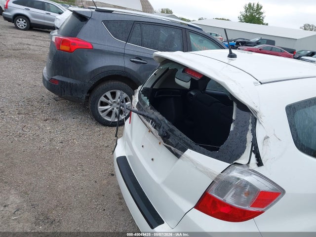 Продаж на аукціоні авто 2013 Honda Fit Sport, vin: JHMGE8H55DC021833, номер лоту: 45049425