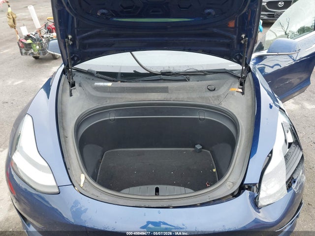 45049477 :رقم المزاد ، 5YJ3E1EA6JF052175 vin ، 2018 Tesla Model 3 مزاد بيع