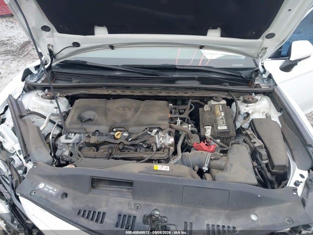 45049513 :رقم المزاد ، 4T1G11AK9NU707742 vin ، 2022 Toyota Camry Se مزاد بيع