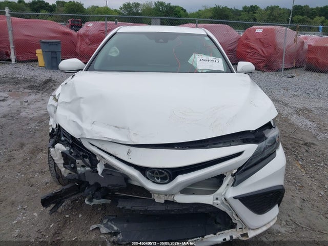 45049513 :رقم المزاد ، 4T1G11AK9NU707742 vin ، 2022 Toyota Camry Se مزاد بيع
