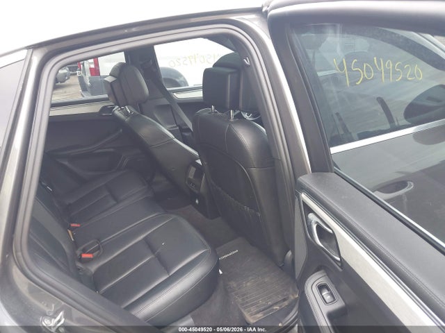 Auction sale of the 2015 Porsche Macan S, vin: WP1AB2A55FLB67836, lot number: 45049520