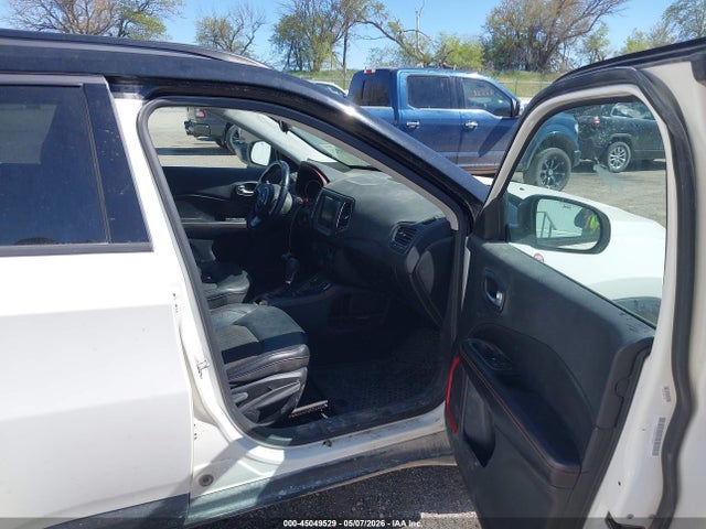 2020 Jeep Compass Trailhawk 4x4 მანქანა იყიდება აუქციონზე, vin: 3C4NJDDB5LT151624, აუქციონის ნომერი: 45049529