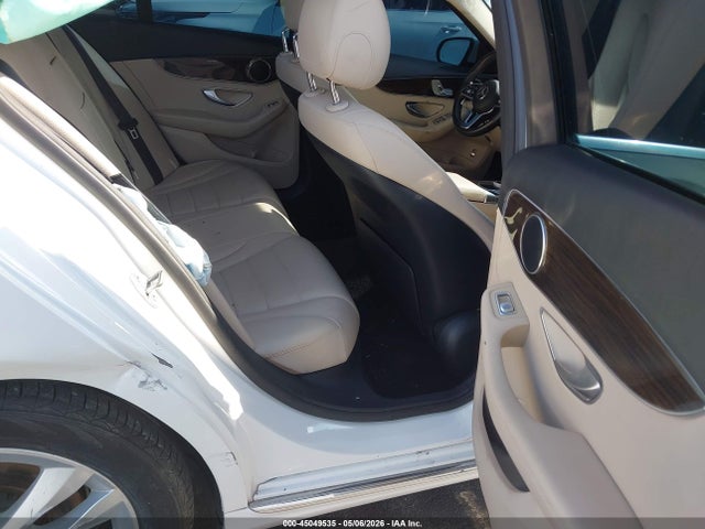 45049535 :رقم المزاد ، 55SWF8DBXKU306225 vin ، 2019 Mercedes-benz C 300 مزاد بيع
