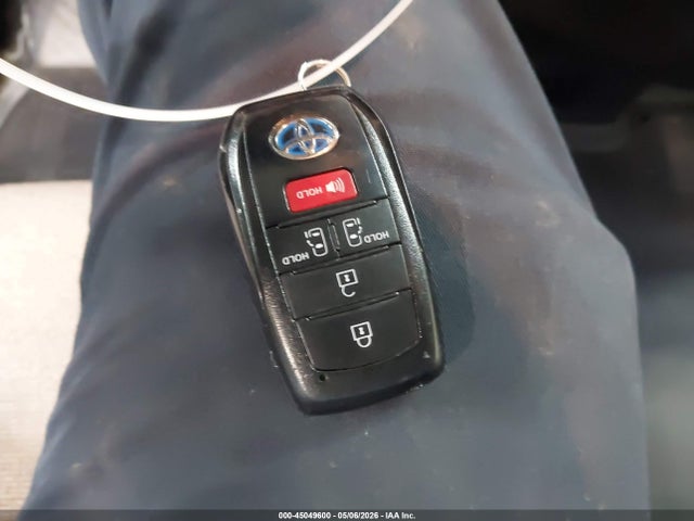 Aukcja sprzedaży 2024 Toyota Sienna Le, vin: 5TDKSKFCXRS110810, numer aukcji: 45049600
