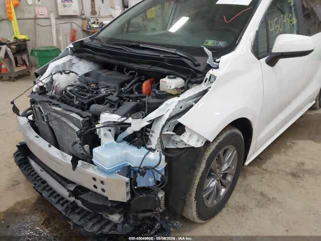 Aukcja sprzedaży 2024 Toyota Sienna Le, vin: 5TDKSKFCXRS110810, numer aukcji: 45049600