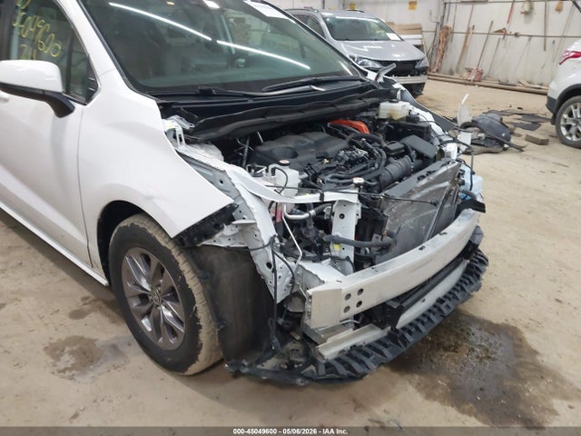 Aukcja sprzedaży 2024 Toyota Sienna Le, vin: 5TDKSKFCXRS110810, numer aukcji: 45049600