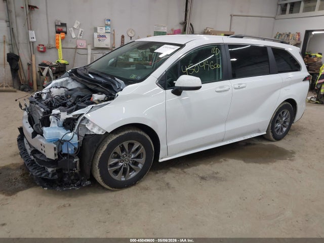 Aukcja sprzedaży 2024 Toyota Sienna Le, vin: 5TDKSKFCXRS110810, numer aukcji: 45049600
