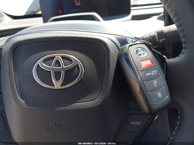 45049643 :رقم المزاد ، JTMBFAEB5TA005409 vin ، 2026 Toyota Bz Xle مزاد بيع