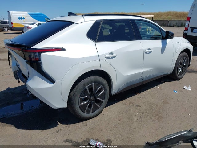 45049643 :رقم المزاد ، JTMBFAEB5TA005409 vin ، 2026 Toyota Bz Xle مزاد بيع