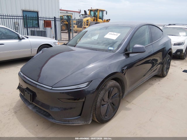 Tesla Model Y 2026 7SAYGDEDXTA494522 Image 2