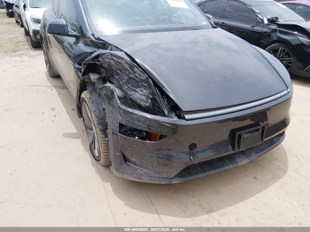 Tesla Model Y 2026 7SAYGDEDXTA494522 Image 6