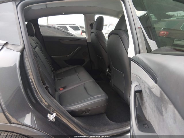 Tesla Model Y 2026 7SAYGDEDXTA494522 Image 8