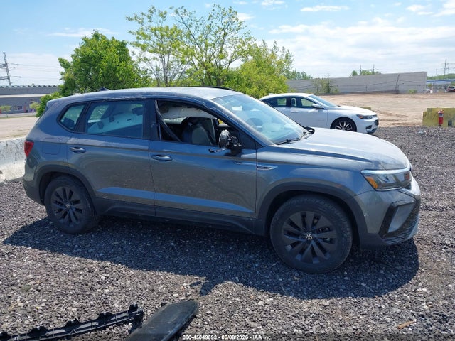 Aukcja sprzedaży 2022 Volkswagen Taos 1.5t S, vin: 3VVAX7B23NM086000, numer aukcji: 45049693