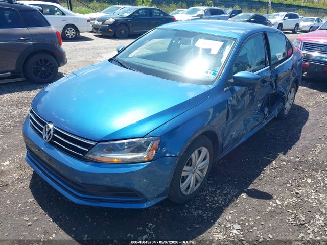 45049704 :رقم المزاد ، 3VW167AJ2HM383593 vin ، 2017 Volkswagen Jetta 1.4t S مزاد بيع