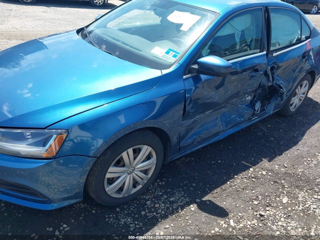 45049704 :رقم المزاد ، 3VW167AJ2HM383593 vin ، 2017 Volkswagen Jetta 1.4t S مزاد بيع