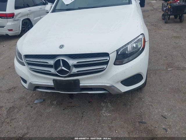 45049714 :رقم المزاد ، WDC0G4JB7HV011122 vin ، 2017 Mercedes-benz Glc 300 مزاد بيع