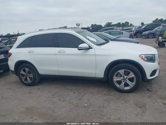 45049714 :رقم المزاد ، WDC0G4JB7HV011122 vin ، 2017 Mercedes-benz Glc 300 مزاد بيع