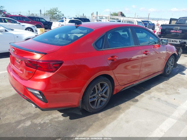 45049728 :رقم المزاد ، 3KPF34AD2ME388792 vin ، 2021 Kia Forte Gt-line مزاد بيع
