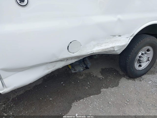 Продажа на аукционе авто 2015 Chevrolet Express 2500 Work Van, vin: 1GCWGFCF1F1230478, номер лота: 45049735
