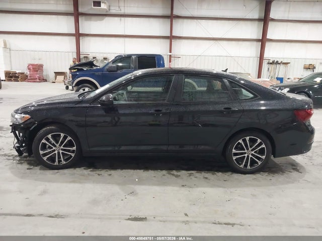 Продажа на аукционе авто 2024 Volkswagen Jetta 1.5t Sport, vin: 3VWBM7BU4RM075040, номер лота: 45049751