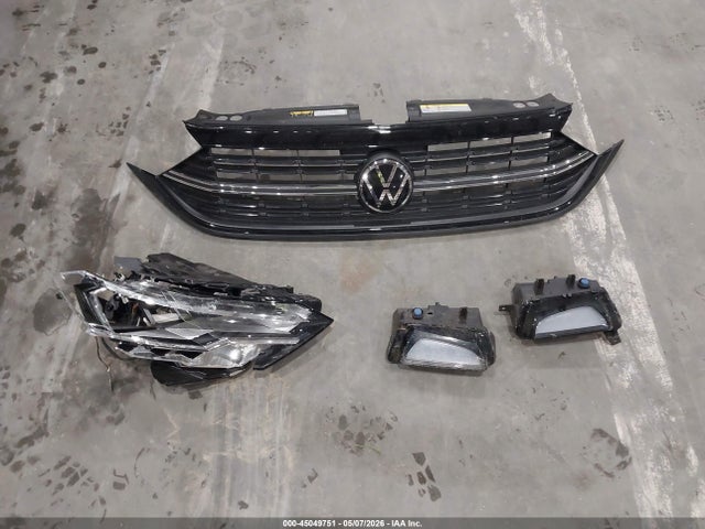 Aukcja sprzedaży 2024 Volkswagen Jetta 1.5t Sport, vin: 3VWBM7BU4RM075040, numer aukcji: 45049751