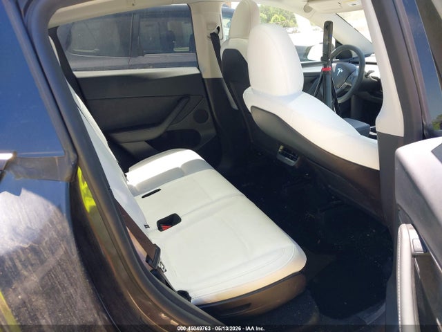 Aukcja sprzedaży 2025 Tesla Model Y Long Range Dual Motor All-wheel Drive, vin: 7SAYGAEE4SF230737, numer aukcji: 45049763